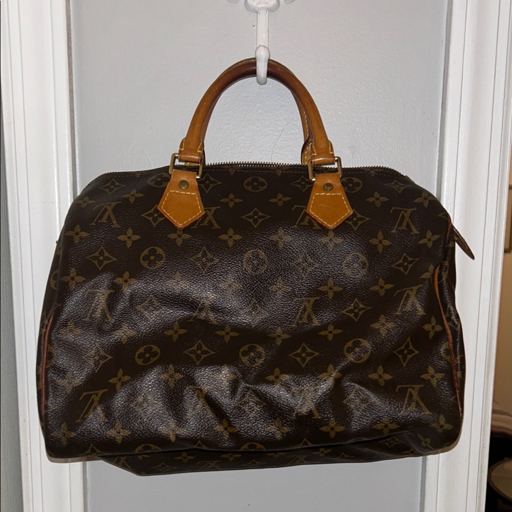 Louis Vuitton Speedy 30
